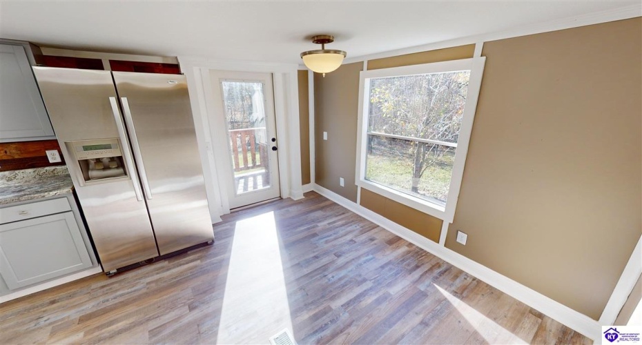 Teresa Road, Elizabethtown, Kentucky 42701, ,2 BathroomsBathrooms,For Sale,Teresa Road,HK24004293