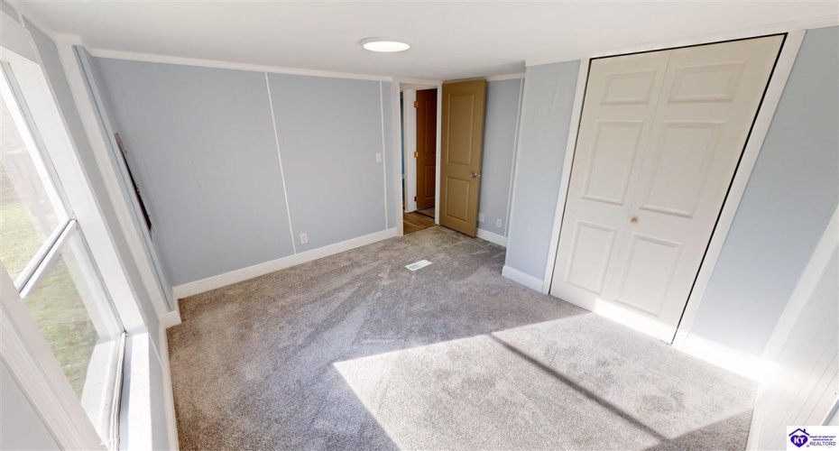 Teresa Road, Elizabethtown, Kentucky 42701, ,2 BathroomsBathrooms,For Sale,Teresa Road,HK24004293