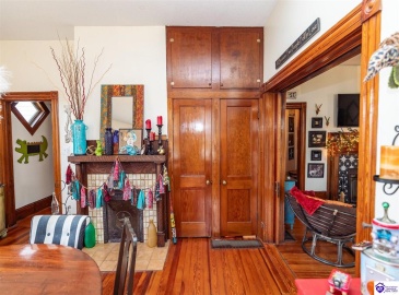 Beech Street, Glendale, Kentucky 42740, ,2 BathroomsBathrooms,For Sale,Beech Street,HK24004294