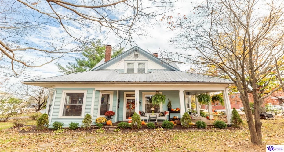 Beech Street, Glendale, Kentucky 42740, ,2 BathroomsBathrooms,For Sale,Beech Street,HK24004294