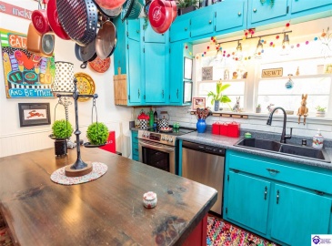 Beech Street, Glendale, Kentucky 42740, ,2 BathroomsBathrooms,For Sale,Beech Street,HK24004294