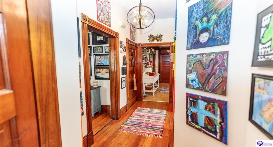 Beech Street, Glendale, Kentucky 42740, ,2 BathroomsBathrooms,For Sale,Beech Street,HK24004294