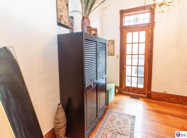 Beech Street, Glendale, Kentucky 42740, ,2 BathroomsBathrooms,For Sale,Beech Street,HK24004294