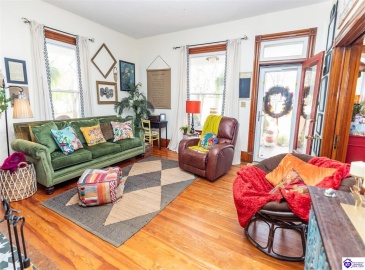 Beech Street, Glendale, Kentucky 42740, ,2 BathroomsBathrooms,For Sale,Beech Street,HK24004294