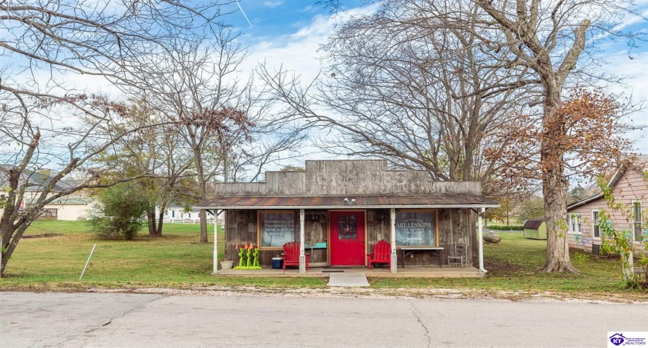 Beech Street, Glendale, Kentucky 42740, ,2 BathroomsBathrooms,For Sale,Beech Street,HK24004294