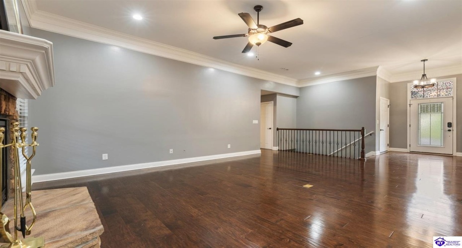 Hidden Falls Drive, Mount Washington, Kentucky 40047, ,2 BathroomsBathrooms,For Sale,Hidden Falls Drive,HK24004297