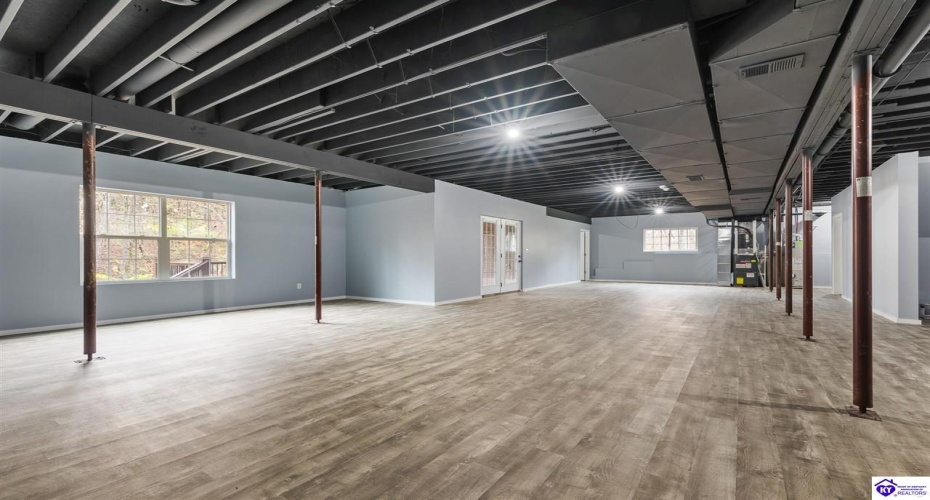 Hidden Falls Drive, Mount Washington, Kentucky 40047, ,2 BathroomsBathrooms,For Sale,Hidden Falls Drive,HK24004297