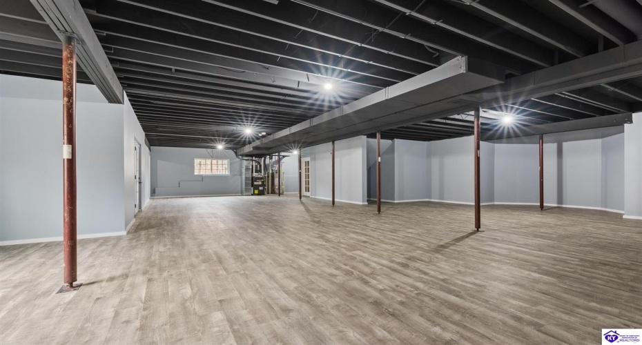 Hidden Falls Drive, Mount Washington, Kentucky 40047, ,2 BathroomsBathrooms,For Sale,Hidden Falls Drive,HK24004297