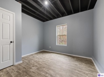 Hidden Falls Drive, Mount Washington, Kentucky 40047, ,2 BathroomsBathrooms,For Sale,Hidden Falls Drive,HK24004297