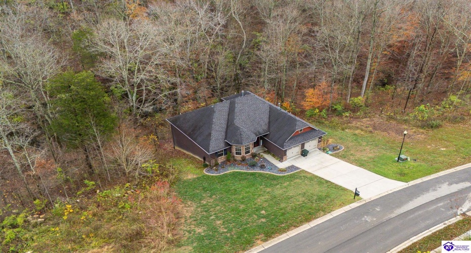 Hidden Falls Drive, Mount Washington, Kentucky 40047, ,2 BathroomsBathrooms,For Sale,Hidden Falls Drive,HK24004297