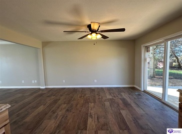 Brian Court, Radcliff, Kentucky 40160, ,2 BathroomsBathrooms,For Sale,Brian Court,HK24004301