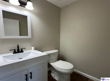 Brian Court, Radcliff, Kentucky 40160, ,2 BathroomsBathrooms,For Sale,Brian Court,HK24004301