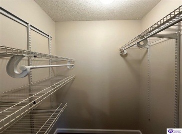 Brian Court, Radcliff, Kentucky 40160, ,2 BathroomsBathrooms,For Sale,Brian Court,HK24004301