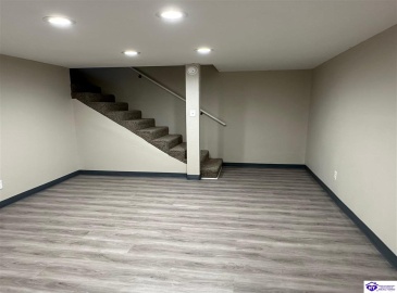 Brian Court, Radcliff, Kentucky 40160, ,2 BathroomsBathrooms,For Sale,Brian Court,HK24004301