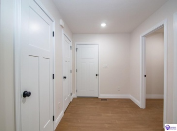 Blueberry Point, Brandenburg, Kentucky 40108, ,3 BathroomsBathrooms,For Sale,Blueberry Point,HK24004305