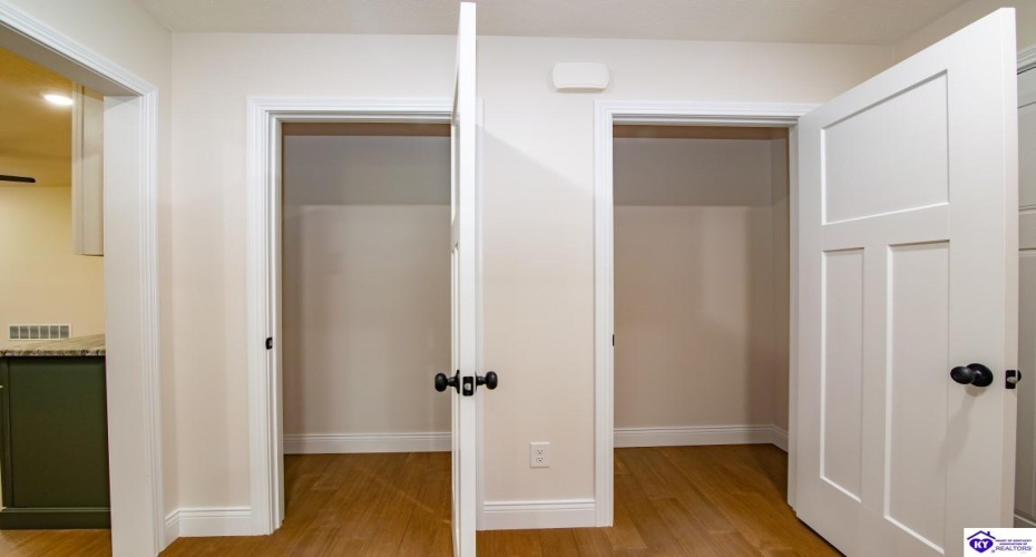 Blueberry Point, Brandenburg, Kentucky 40108, ,3 BathroomsBathrooms,For Sale,Blueberry Point,HK24004305