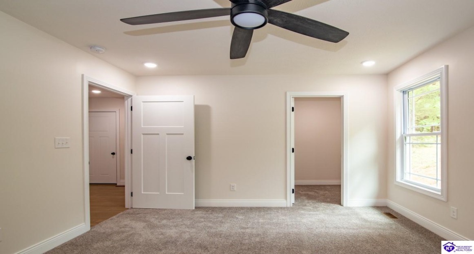 Blueberry Point, Brandenburg, Kentucky 40108, ,3 BathroomsBathrooms,For Sale,Blueberry Point,HK24004305