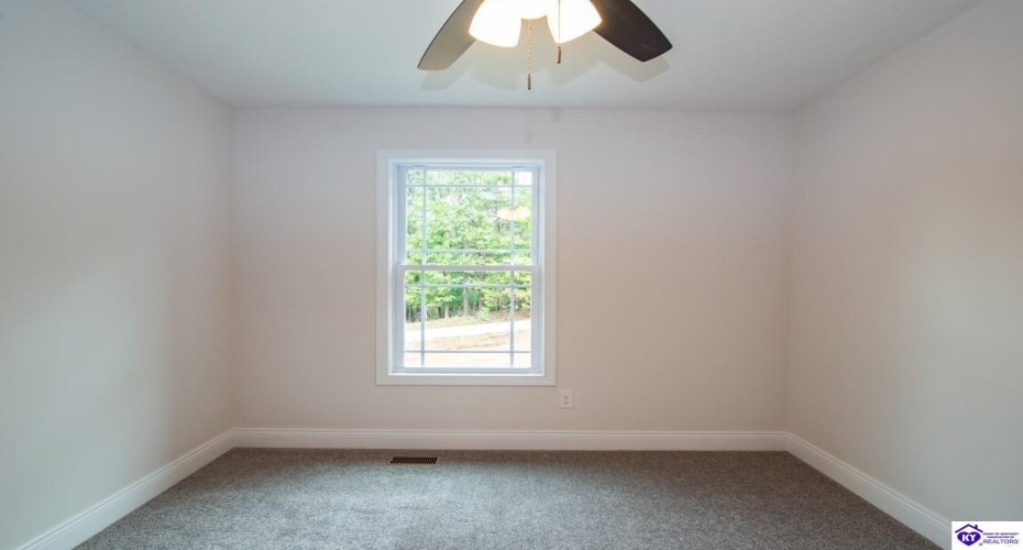 Blueberry Point, Brandenburg, Kentucky 40108, ,3 BathroomsBathrooms,For Sale,Blueberry Point,HK24004305