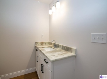 Blueberry Point, Brandenburg, Kentucky 40108, ,3 BathroomsBathrooms,For Sale,Blueberry Point,HK24004305