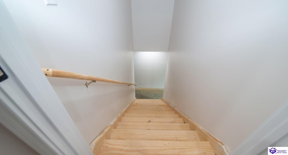 Blueberry Point, Brandenburg, Kentucky 40108, ,3 BathroomsBathrooms,For Sale,Blueberry Point,HK24004305