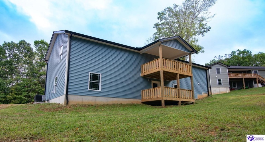 Blueberry Point, Brandenburg, Kentucky 40108, ,3 BathroomsBathrooms,For Sale,Blueberry Point,HK24004305