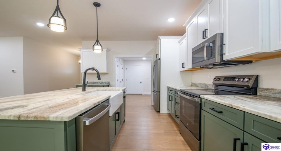 Blueberry Point, Brandenburg, Kentucky 40108, ,3 BathroomsBathrooms,For Sale,Blueberry Point,HK24004305