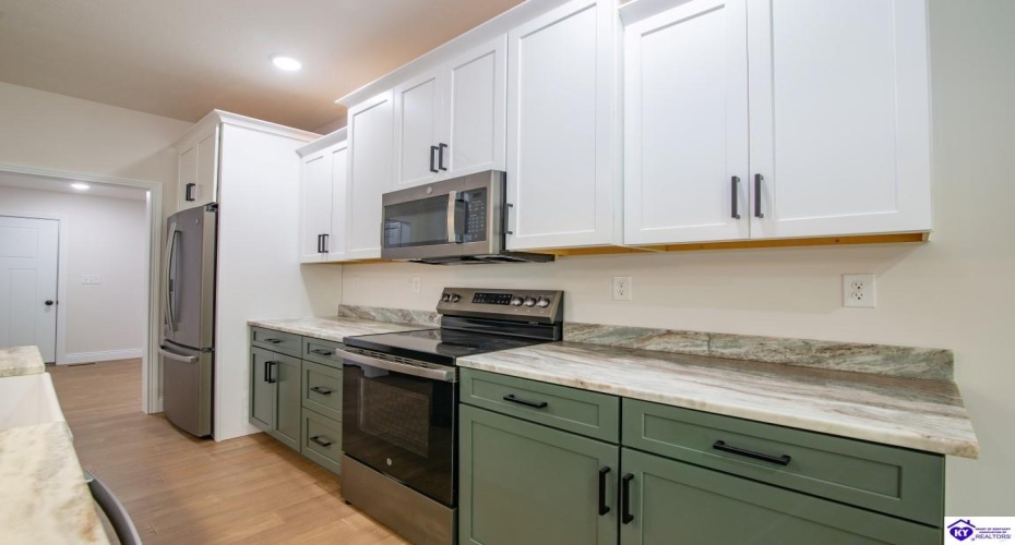 Blueberry Point, Brandenburg, Kentucky 40108, ,3 BathroomsBathrooms,For Sale,Blueberry Point,HK24004305