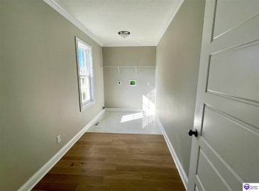 Mt Moriah Boulevard, Rineyville, Kentucky 40162, ,4 BathroomsBathrooms,For Sale,Mt Moriah Boulevard,HK24004307