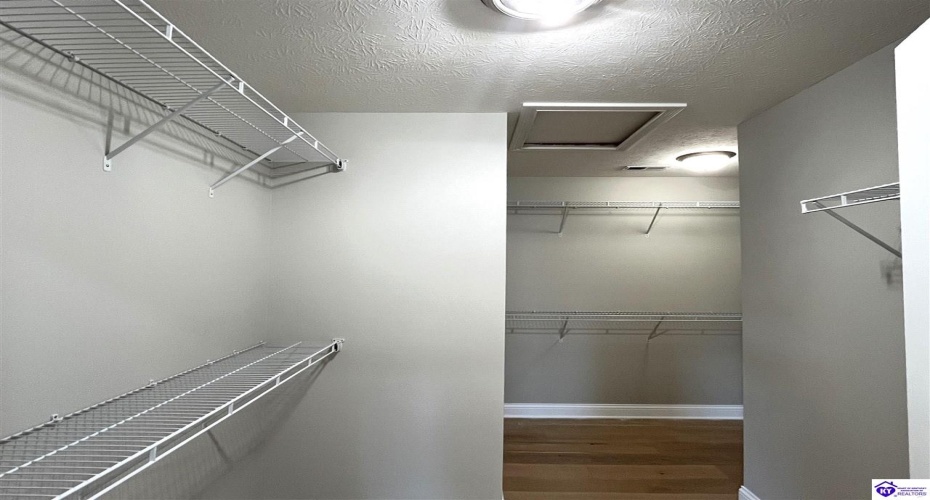 Mt Moriah Boulevard, Rineyville, Kentucky 40162, ,4 BathroomsBathrooms,For Sale,Mt Moriah Boulevard,HK24004307