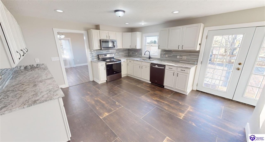 Otter Creek Road, Vine Grove, Kentucky 40175, ,2 BathroomsBathrooms,For Sale,Otter Creek Road,HK24004309