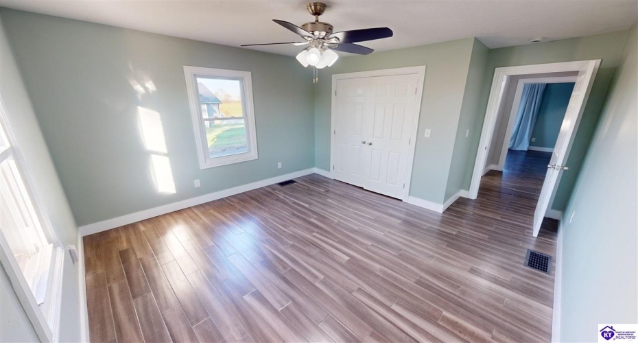 Otter Creek Road, Vine Grove, Kentucky 40175, ,2 BathroomsBathrooms,For Sale,Otter Creek Road,HK24004309