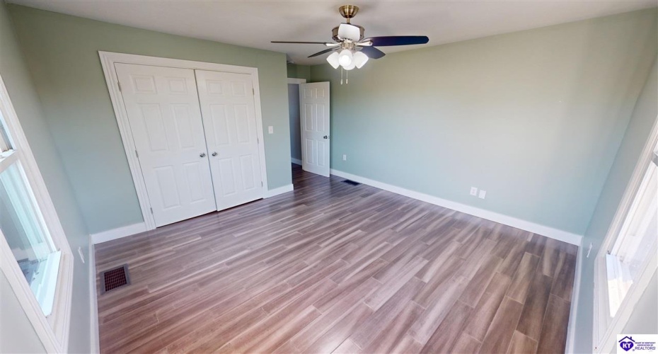 Otter Creek Road, Vine Grove, Kentucky 40175, ,2 BathroomsBathrooms,For Sale,Otter Creek Road,HK24004309