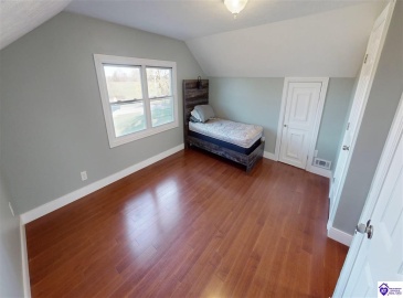 Otter Creek Road, Vine Grove, Kentucky 40175, ,2 BathroomsBathrooms,For Sale,Otter Creek Road,HK24004309