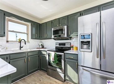 Lobo Drive, Elizabethtown, Kentucky 42701, ,2 BathroomsBathrooms,For Sale,Lobo Drive,HK24004310