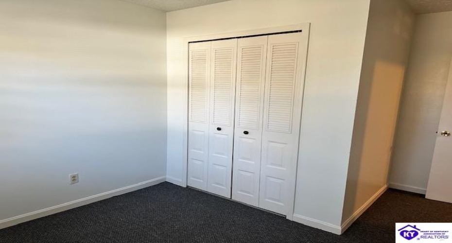 Front Nine Drive, Elizabethtown, Kentucky 42701, ,1 BathroomBathrooms,For Sale,Front Nine Drive,HK24004311