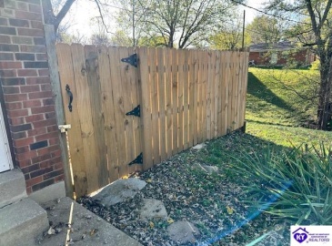 Front Nine Drive, Elizabethtown, Kentucky 42701, ,1 BathroomBathrooms,For Sale,Front Nine Drive,HK24004311