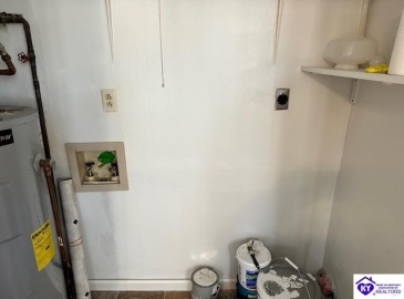 Front Nine Drive, Elizabethtown, Kentucky 42701, ,1 BathroomBathrooms,For Sale,Front Nine Drive,HK24004311