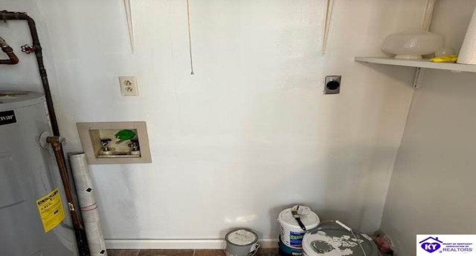 Front Nine Drive, Elizabethtown, Kentucky 42701, ,1 BathroomBathrooms,For Sale,Front Nine Drive,HK24004311