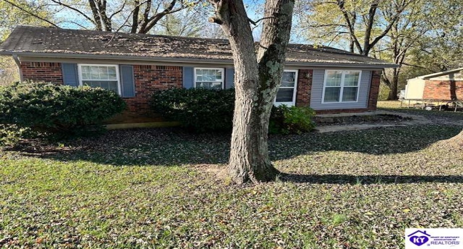 Front Nine Drive, Elizabethtown, Kentucky 42701, ,1 BathroomBathrooms,For Sale,Front Nine Drive,HK24004311