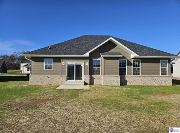 Gaston Circle, Elizabethtown, Kentucky 42701, ,2 BathroomsBathrooms,For Sale,Gaston Circle,HK24004314