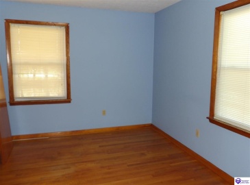 Cub Run Highway, Munfordville, Kentucky 42765, ,2 BathroomsBathrooms,For Sale,Cub Run Highway,HK24004316