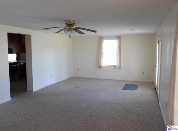 Cub Run Highway, Munfordville, Kentucky 42765, ,2 BathroomsBathrooms,For Sale,Cub Run Highway,HK24004316