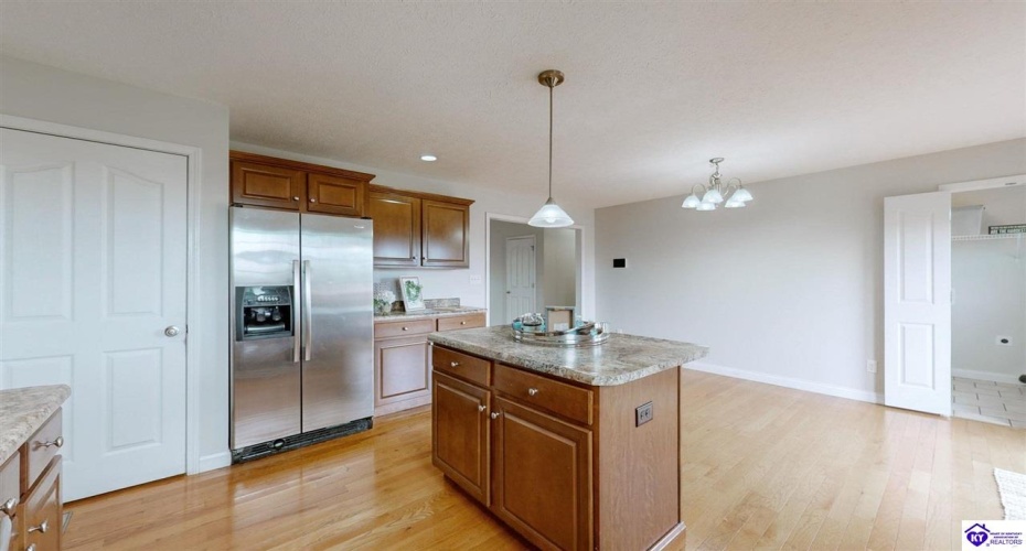 Collinbrook Drive, Rineyville, Kentucky 40162, ,3 BathroomsBathrooms,For Sale,Collinbrook Drive,HK24002524