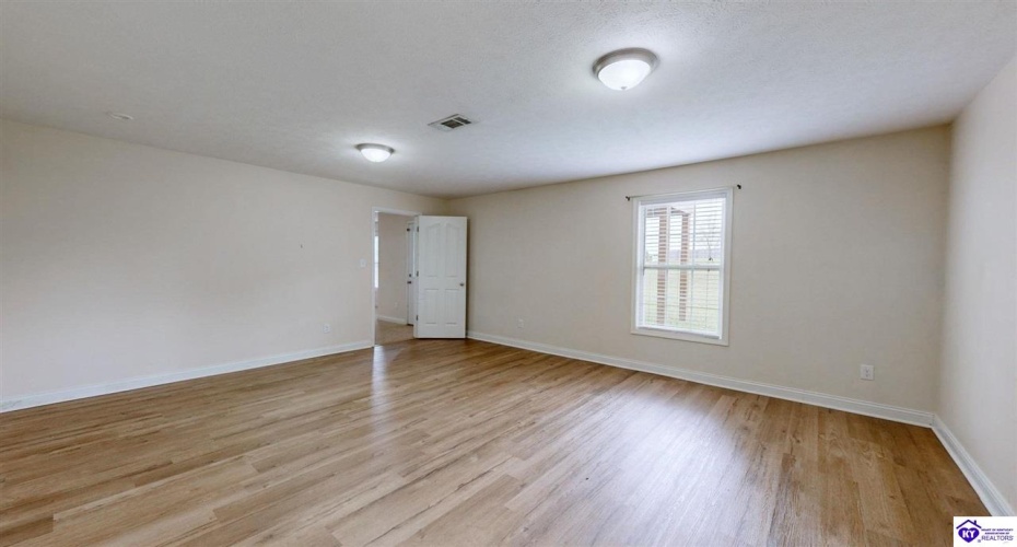 Collinbrook Drive, Rineyville, Kentucky 40162, ,3 BathroomsBathrooms,For Sale,Collinbrook Drive,HK24002524