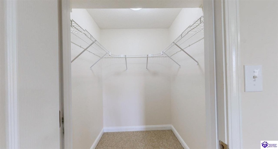 Collinbrook Drive, Rineyville, Kentucky 40162, ,3 BathroomsBathrooms,For Sale,Collinbrook Drive,HK24002524