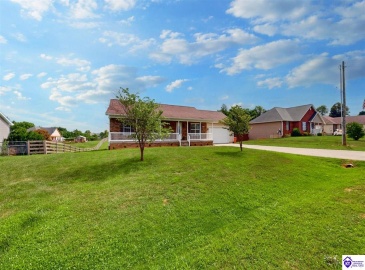 Collinbrook Drive, Rineyville, Kentucky 40162, ,3 BathroomsBathrooms,For Sale,Collinbrook Drive,HK24002524