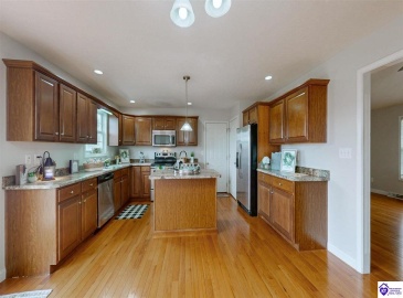 Collinbrook Drive, Rineyville, Kentucky 40162, ,3 BathroomsBathrooms,For Sale,Collinbrook Drive,HK24002524