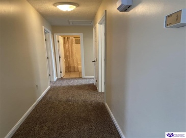 Amanda Jo Drive, Elizabethtown, Kentucky 42701, ,2 BathroomsBathrooms,For Sale,Amanda Jo Drive,HK24004324