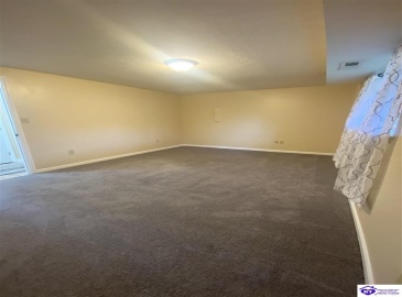 Amanda Jo Drive, Elizabethtown, Kentucky 42701, ,2 BathroomsBathrooms,For Sale,Amanda Jo Drive,HK24004324