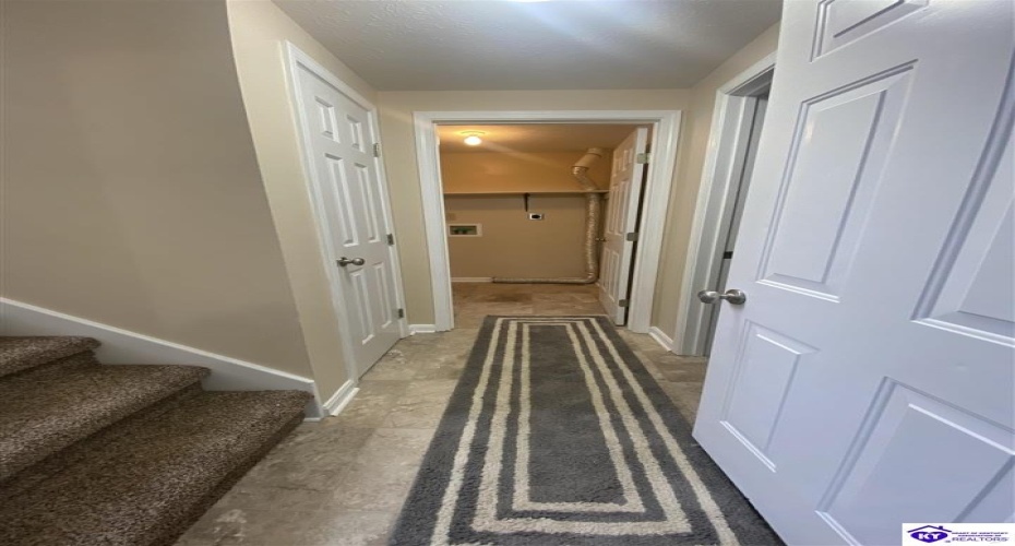 Amanda Jo Drive, Elizabethtown, Kentucky 42701, ,2 BathroomsBathrooms,For Sale,Amanda Jo Drive,HK24004324